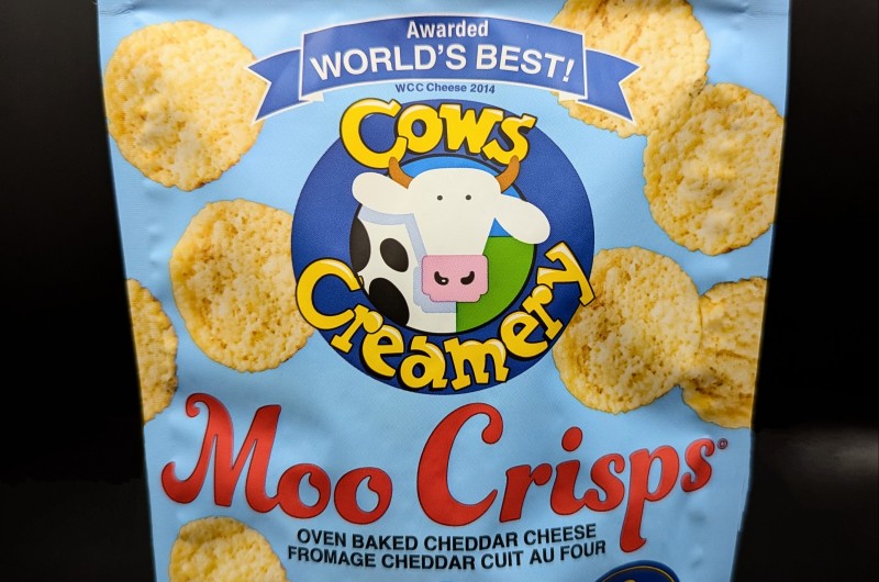 Moo Crisps crackers
